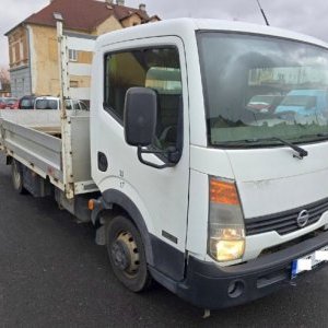 foto 3.5t Nissan 6.6m EUR4 repas engine Cabstar 35.13/2.5D airco